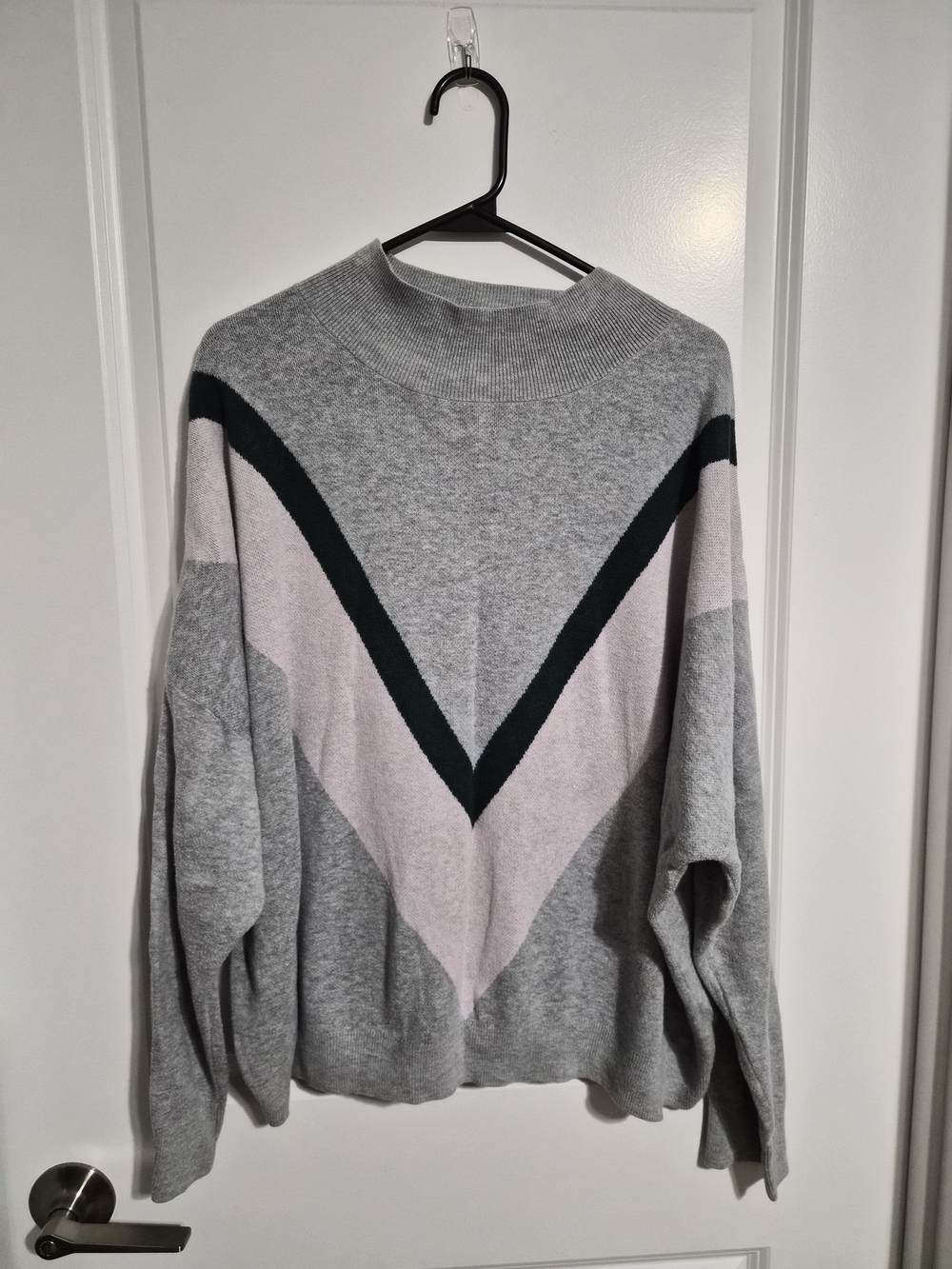 Men's Grey V‑Neck Chevron Sweater with Pink and Dark Green Accents